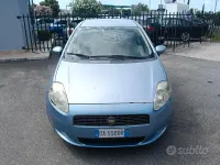 Usata Fiat Grande Punto Active 75 CV (55 kW) 2007 Blu Utilitaria