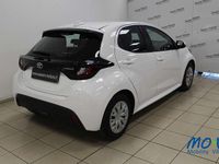 Usata Toyota Yaris Hybrid Active 116 CV (85 kW) 2022 Bianco Utilitaria