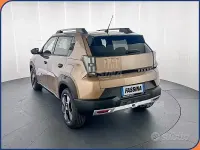 Nuova Fiat Grande Panda La Prima 83 kW (113 CV) 2025 Marrone Utilitaria