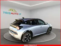 Usata Lancia Ypsilon 101 CV (74 kW) 2025 Argento Utilitaria