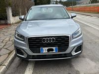 Usata Audi Q2 116 CV (85 kW) 2019 Grigio SUV