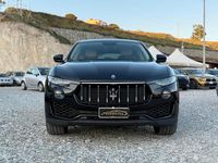 Begagnad Maserati Levante 275 HK (202 kW) 2018 Svart SUV