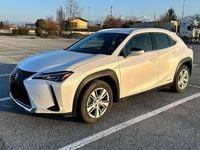 Usata Lexus UX 250h Business Edition 184 CV (135 kW) 2019 Bianco SUV