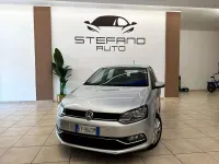 Usata VW Polo Trendline 75 CV (55 kW) 2015 Argento Berlina