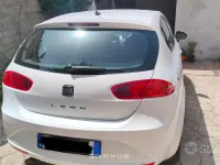 Usata Seat Leon Sport 105 CV (77 kW) 2011 Bianco Utilitaria