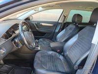 Usata VW Passat 170 CV (125 kW) 2011 Blu Station wagon