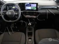 Ny Renault Clio V Evolution 116 HK (85 kW) 2026 Grøn Sedan