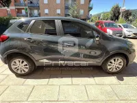 Usata Renault Captur Zen 90 CV (66 kW) 2015 Grigio SUV