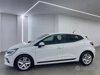 Usata Renault Clio V Business 100 CV (73 kW) 2022 Bianco Berlina