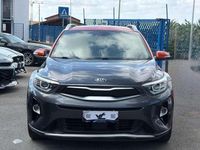 Usata Kia Stonic Urban 110 CV (80 kW) 2017 Grigio SUV