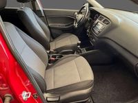 Usata Hyundai i20 75 CV (55 kW) 2020 Passion red Utilitaria