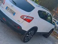 Usata Nissan Qashqai N-TEC 131 CV (96 kW) 2012 Bianco SUV