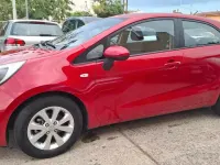 Usata Kia Rio 75 CV (55 kW) 2016 Rosso Utilitaria