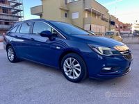 Usata Opel Astra Dynamic 110 CV (80 kW) 2019 Blu Station wagon