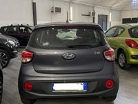 Usata Hyundai i10 Style 66 CV (48 kW) 2017 Grigio Utilitaria