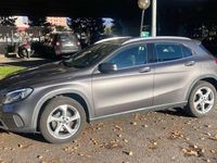 Begagnad Mercedes GLA200 Premium 136 HK (100 kW) 2019 Grå SUV