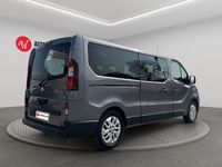 Begagnad Renault Trafic Intens 145 HK (106 kW) 2018 Grå Minibuss