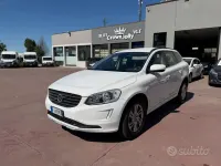 Usata Volvo XC60 R-Design 150 CV (110 kW) 2017 Bianco SUV