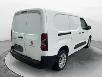 Usata Peugeot Rifter Active 102 CV (75 kW) 2021 Bianco Monovolume
