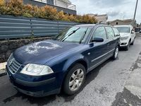 Usata VW Passat 130 CV (95 kW) 2002 Blu Station wagon