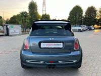 Usata Mini John Cooper Works 218 CV (160 kW) 2006 Blu/azzurro Utilitaria