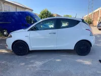 Usata Lancia Ypsilon Silver 69 CV (50 kW) 2023 Bianco Utilitaria