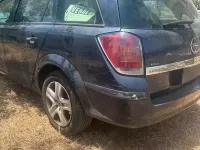 Usata Opel Astra 82 CV (60 kW) 2014 Blu Station wagon