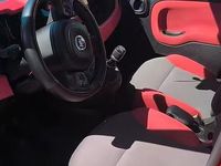 Usata Fiat Panda Lounge 69 CV (50 kW) 2014 Rosso Utilitaria