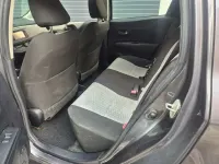 Usata Toyota Yaris Sol 101 CV (74 kW) 2011 Grigio Utilitaria
