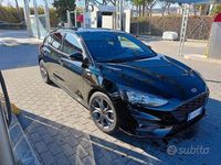 Usata Ford Focus ST-Line 120 CV (88 kW) 2021 Nero Berlina
