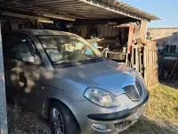 Usata Lancia Ypsilon 69 CV (50 kW) 2004 Grigio Utilitaria