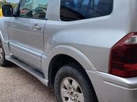 Usata Mitsubishi Pajero 160 CV (117 kW) 2004 Grigio SUV