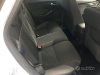Usata Ford Focus 105 CV (77 kW) 2012 Bianco Berlina
