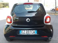 Usata Smart ForFour Passion 71 CV (52 kW) 2015 Nero Utilitaria