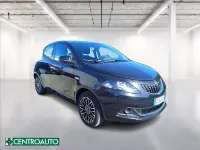 Usata Lancia Ypsilon Gold 70 CV (51 kW) 2024 Nero pastello Utilitaria