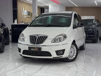 Usata Lancia Musa Platinum 95 CV (69 kW) 2011 Bianco Monovolume