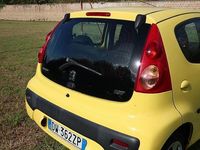 Usata Peugeot 107 54 CV (39 kW) 2009 Giallo Utilitaria