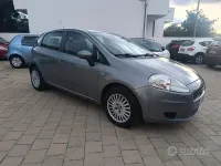 Usata Fiat Grande Punto Dynamic 65 CV (47 kW) 2006 Grigio Utilitaria