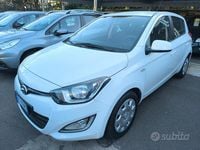 Usata Hyundai i20 Edition 86 CV (63 kW) 2014 Bianco Utilitaria