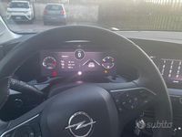Usata Opel Mokka 101 CV (74 kW) 2023 Grigio SUV