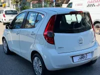 Usata Opel Agila Enjoy 65 CV (47 kW) 2008 Bianco Utilitaria