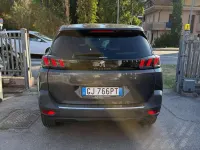 Usata Peugeot 5008 Allure 131 CV (96 kW) 2022 Grigio SUV