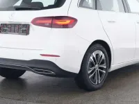 Usata Mercedes B200 163 CV (119 kW) 2025 Bianco Utilitaria