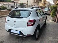 Usata Dacia Sandero 90 CV (66 kW) 2016 Bianco Utilitaria