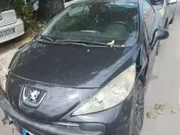 Usata Peugeot 207 CC 93 CV (68 kW) 2008 Nero Cabrio