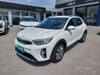 Usata Kia Stonic Style 84 CV (61 kW) 2022 Bianco SUV