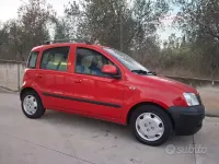 Usata Fiat Panda Emotion 60 CV (44 kW) 2004 Rosso Utilitaria