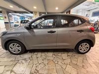 Usata Hyundai i10 67 CV (49 kW) 2022 Gray Utilitaria