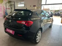 Usata Alfa Romeo Giulietta Business 120 CV (88 kW) 2017 Nero Utilitaria
