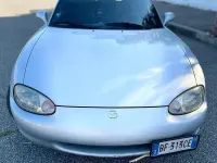 Usata Mazda MX5 110 CV (80 kW) 1999 Grigio Cabrio
